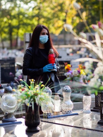 Qué significa soñar con alguien que ya ha muerto