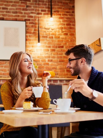 De qué hablar en una primera cita: 10 temas de conversación infalibles