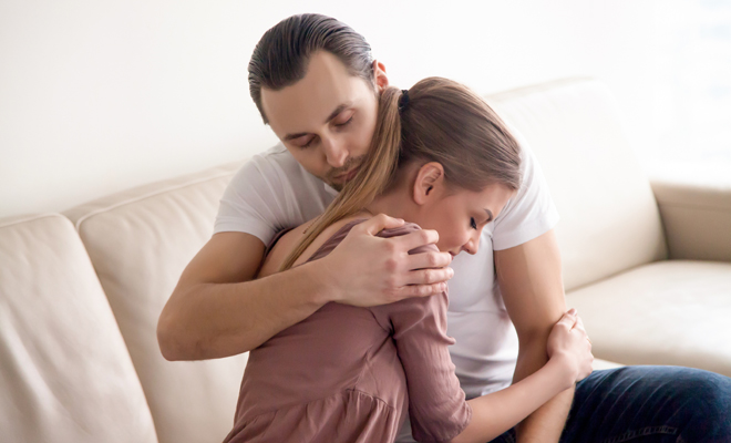 Cómo ayudar a tu pareja a afrontar la crisis de los 40