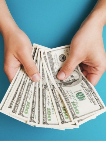 Soñar con dinero, ¿significa prosperidad económica?