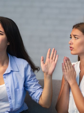 El miedo al rechazo: sus causas y cómo gestionarlo (para no sufrir)