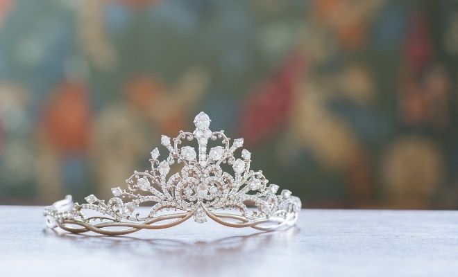 Síndrome de la Tiara: ¿tienes mucho miedo a destacar en el trabajo?