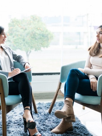 ¿El psicólogo funciona? Síntomas de que necesitas ayuda terapéutica