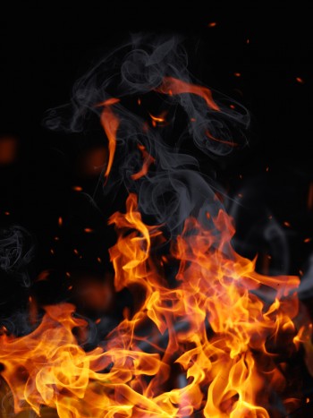 Soñar con fuego: una oportunidad para renovarte