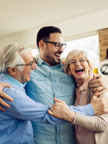 Consejos para gestionar que tu padre o tu madre tengan una nueva pareja