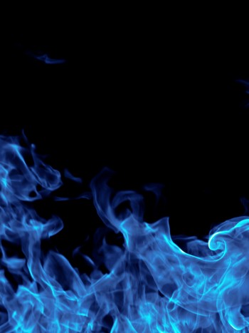 Soñar con fuego azul y su pasional significado