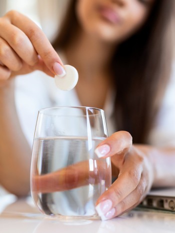 Depilación láser y medicamentos: lista de fármacos contraindicados