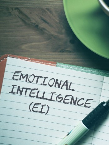 9 señales de que tienes poca inteligencia emocional (y debes mejorarla)