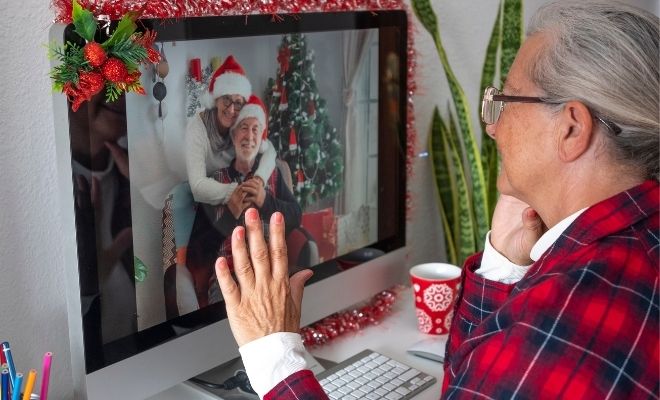 Dedicatorias y felicitaciones para amigos, familiares o pareja que están lejos