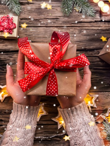Carta de Navidad para acompañar un regalo: bonito texto para emocionar