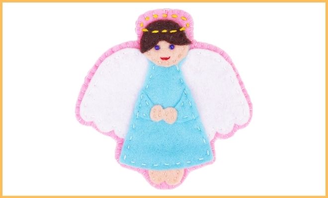 Pasos para hacer una manualidad de ángel de Navidad de fieltro