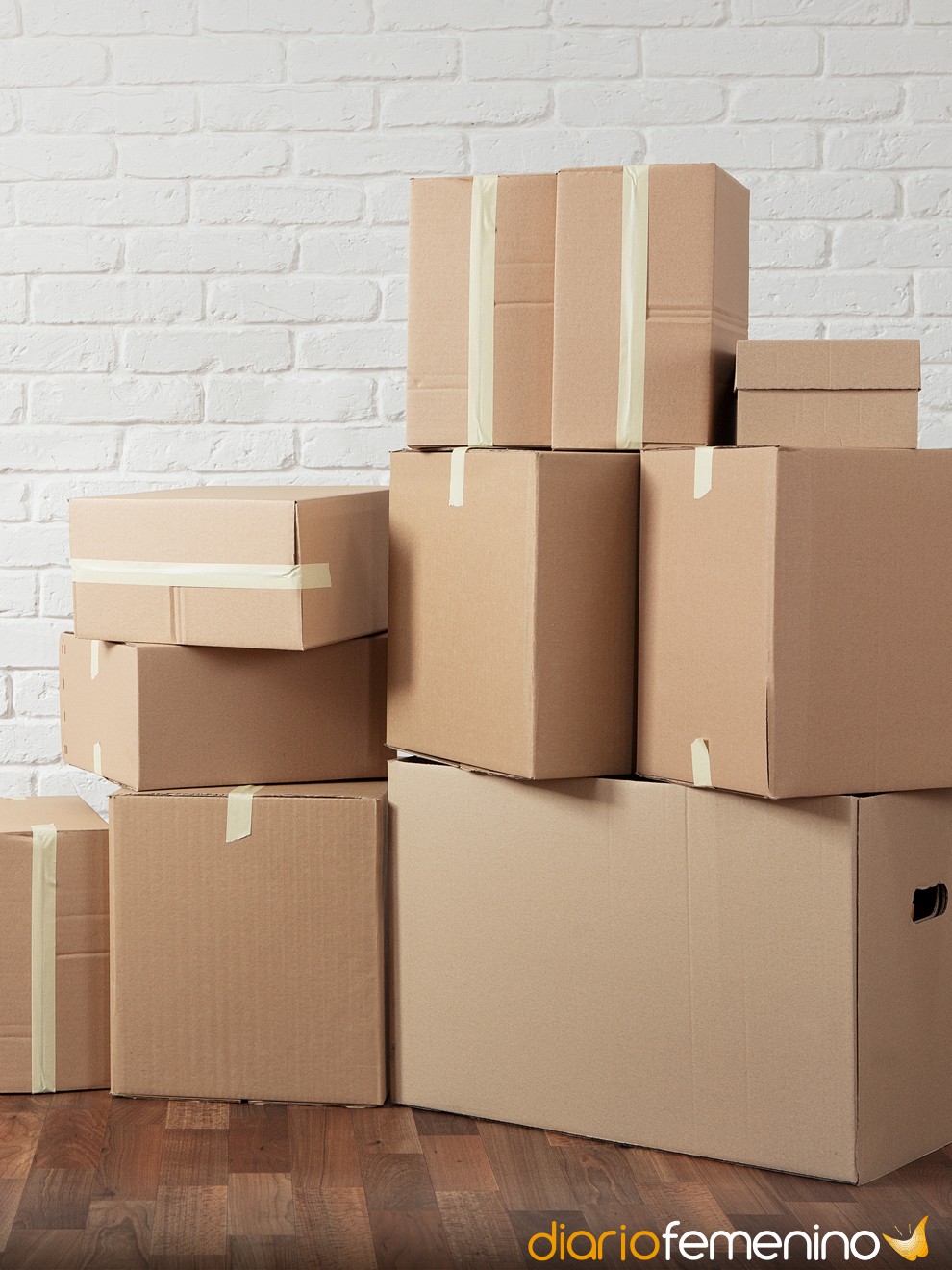 Soñar con cajas de cartón: ¿mudanza, despido o regalos?