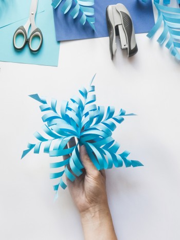 Pasos para hacer estrellas de Navidad originales: manualidades sencillas