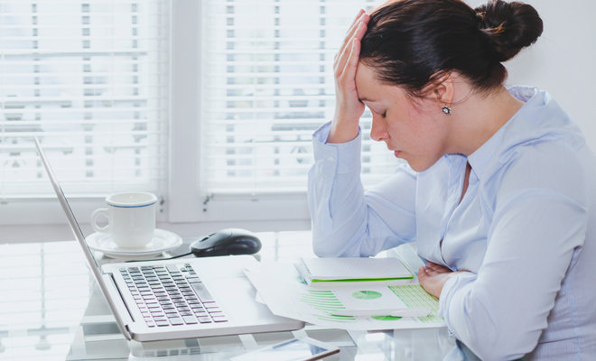 ¿Cómo afrontar la resaca en el trabajo?