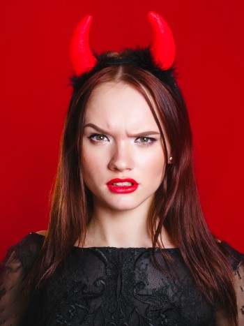 Soñar con el diablo en forma de mujer: hablando de pecados