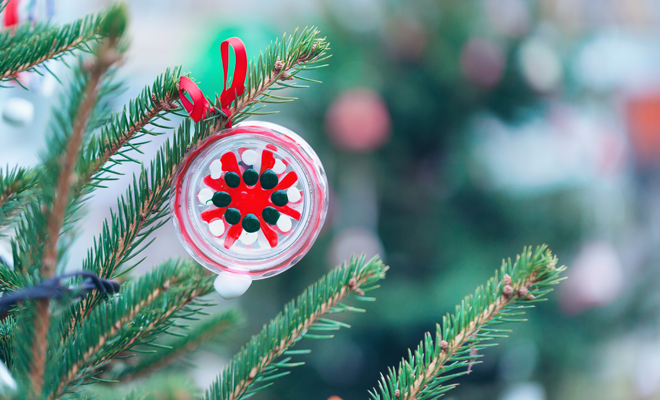 Presenta las uvas en Nochevieja con tapones de plástico