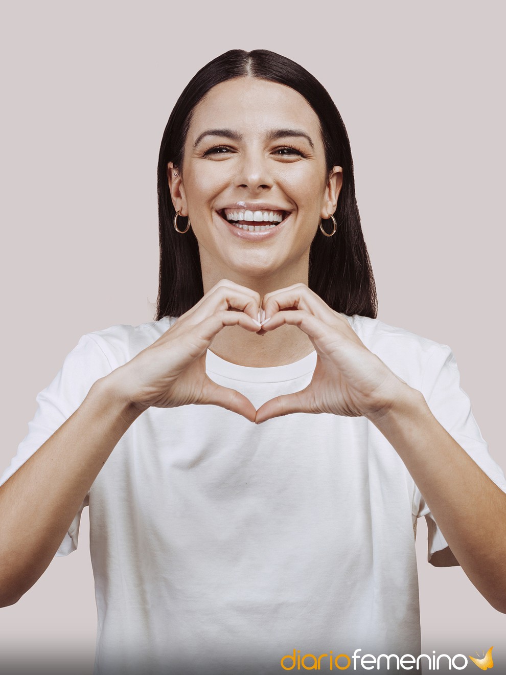 Microrrelatos | Con mi toga y mis tacones, image size:990x1320