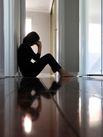 Carencias afectivas en adultos: señales de falta de amor en la niñez