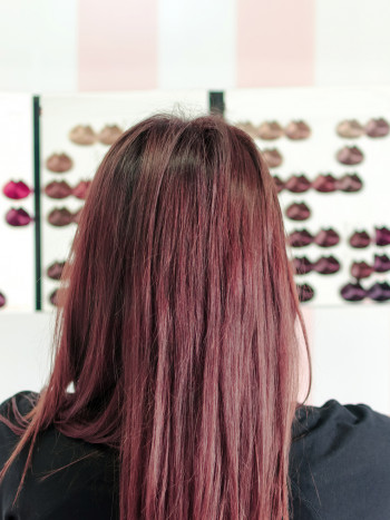 El significado de soñar que tienes el pelo de otro color