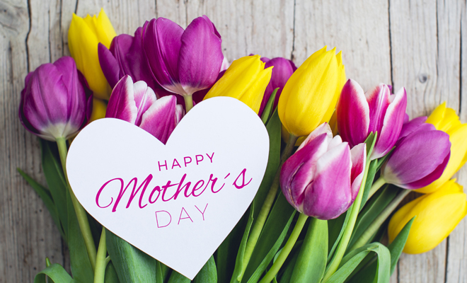 Sorpresas para celebrar el Día de la Madre si tienes dos mamás