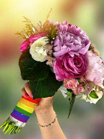 Ideas para celebrar una boda LGBT+: lugares y rituales con mucho encanto