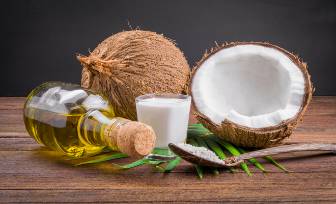 Utiliza el aceite de coco como producto de belleza