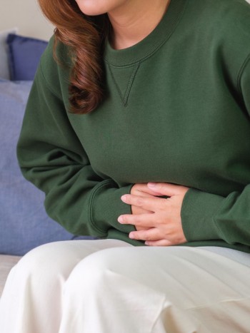 Causas de los gases en la menopausia (y remedios MUY eficaces)