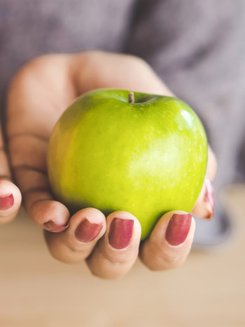 ¿Fruta madura o verde? ¿Cuál engorda más? La respuesta definitiva