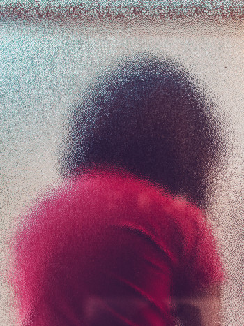 Soñar que eres adoptada: ¿tienes dudas?