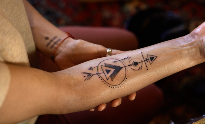 Qué significan los tatuajes de flechas? Ideas de tattoos muy bellos