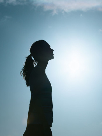 ¿Sufres ansiedad? Tu lenguaje corporal te delata (y mucho)