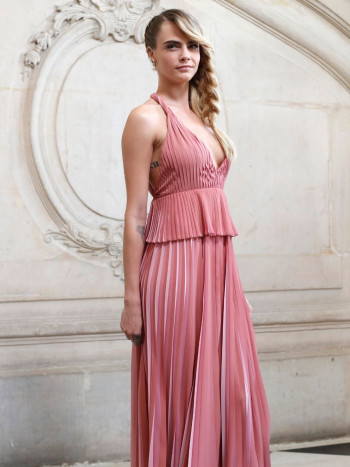 Vestidos de graduación de día: cómo elegir el traje perfecto para graduarse