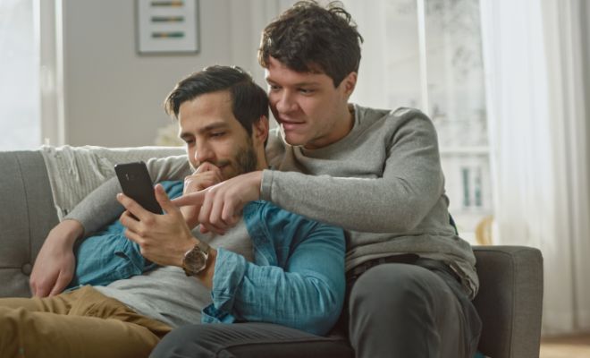 Encuentra la pareja ideal en Grindr siendo fiel contigo mismo