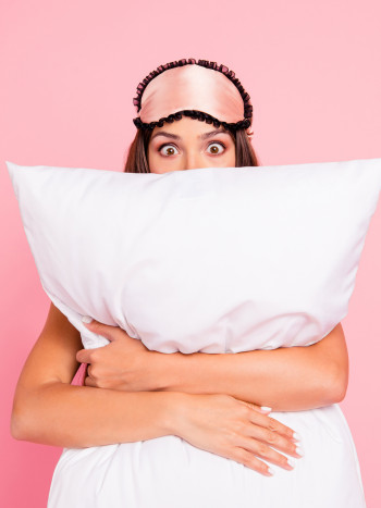 Soñar que tienes alucinaciones: despierta a la realidad