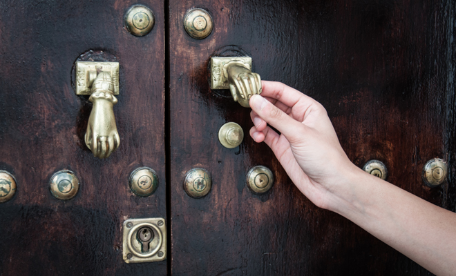 La Mano Peluda: relatos de miedo y terror mexicanos