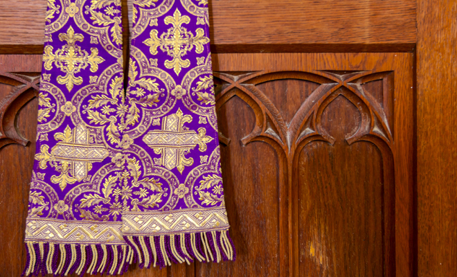 Significados positivos y negativos del color púrpura o morado