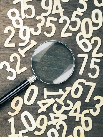 Las premoniciones de soñar con números: significado de los sueños