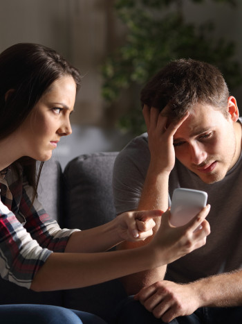 El (impactante) significado de soñar que descubres una infidelidad