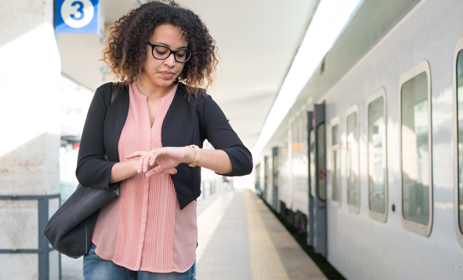 Soñar que llego tarde al trabajo: qué significado tiene