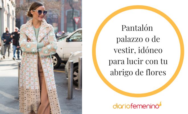 Los pantalones que mejor quedan con un abrigo de flores