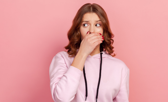 Soñar con gusanos blancos en la boca: significado