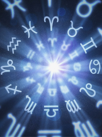 12 signos del zodiaco, 12 virtudes: así somos en una palabra