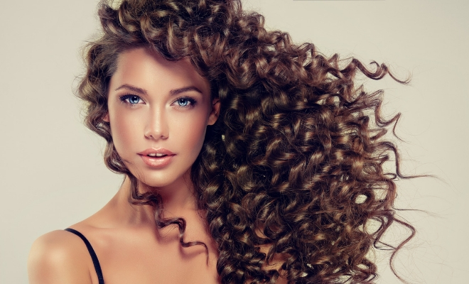 Los beneficios de las fases de la luna para tu pelo