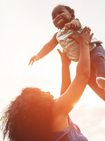 La bonita leyenda africana de Ayana: el incondicional amor de una madre