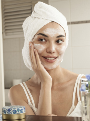 Cómo elegir tu crema facial: 4 consejos que debes tener MUY en cuenta