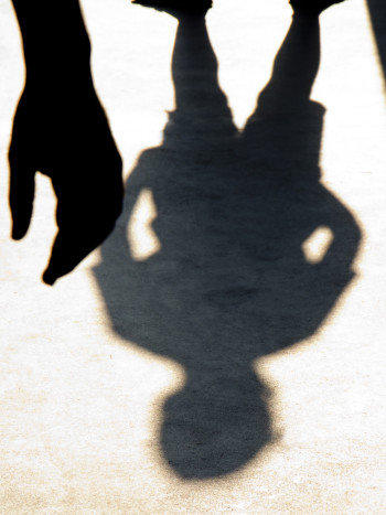 El desconcertante significado de soñar con la sombra de un hombre