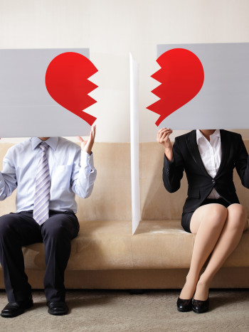 Parejas divorciadas que siguen viviendo en la misma casa, ¿una locura?