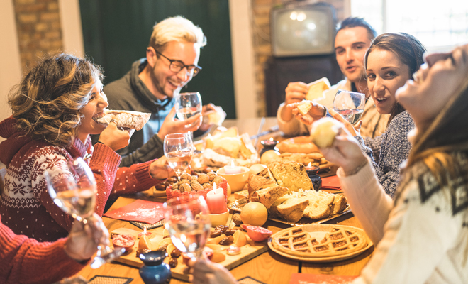 De qué puedes hablar con tu familia si deseas evitar la política