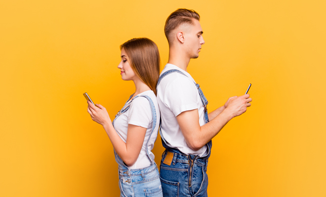 Preguntas y temas de conversación para ligar en Tinder