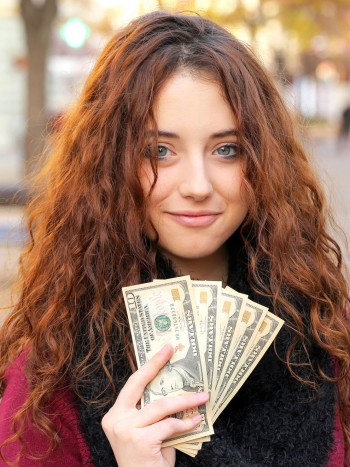 Soñar con encontrarte dinero: ¡estás de suerte!